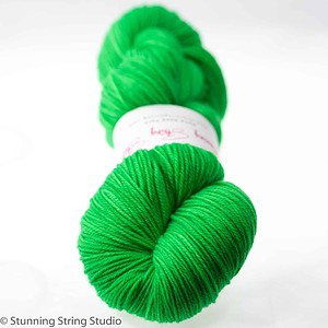 Parrot Green