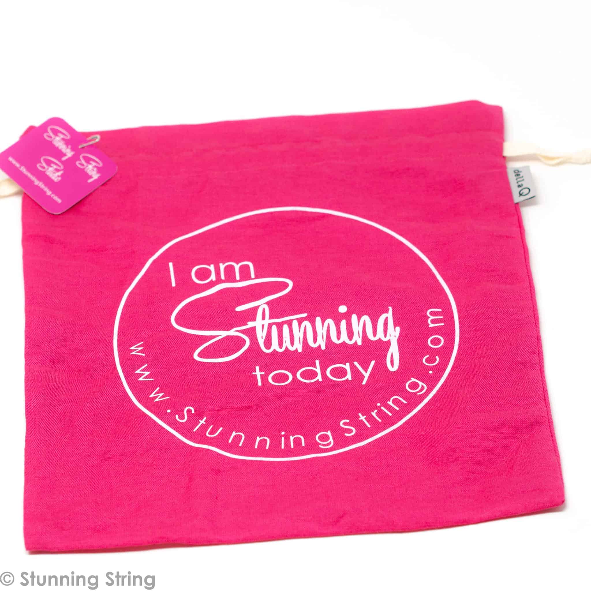 NEW I am Stunning Della Q Drawstring Bag